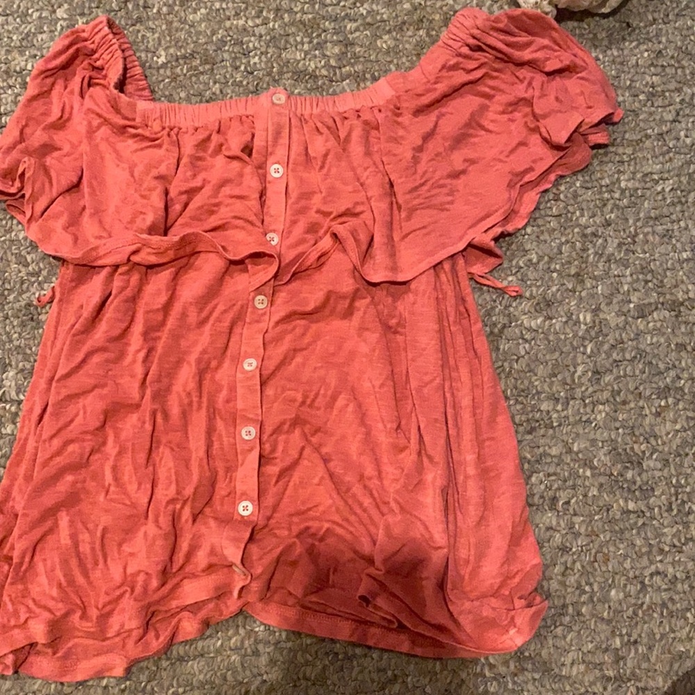 American eagle off the shoulder shirt